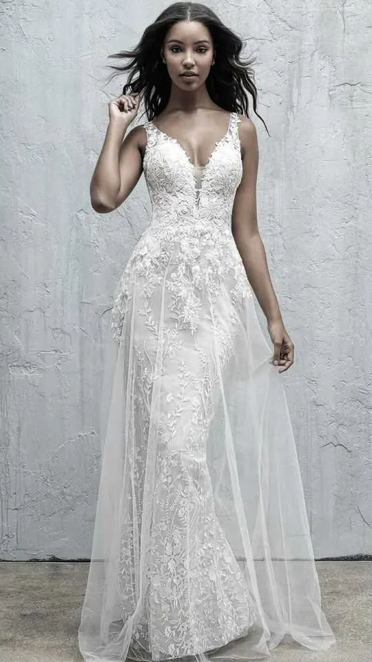 Allure wedding gown, bridal size 8, front view